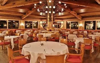 Sport Campiglio Апарт-отель