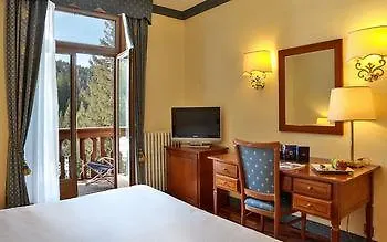 Sport Campiglio Апарт-отель Мадонна-ди-Кампильо
